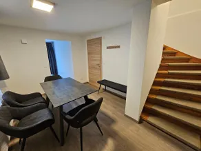 New, cozy retreat, 300 m to ski bus in Schladming Region - Image 4