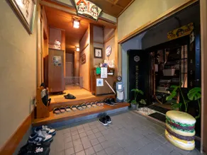 22 Halekula Room 5 Convenient location 9 minutes on foot from Nagai Station, with a restaurant and bar on the 1st floor - Image 2
