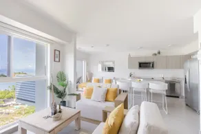 Playa Mantas | 17th Floor | Spectacular View | A/C - Image 5