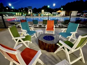 Waters Edge Bungalow-Walk to the Branson Landing! - Image 3