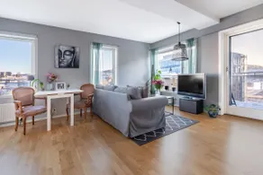 Penthouse for 4 pers. 2 balconies. Central. 40 sqm - Image 3