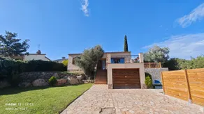 REF. 1983 / HUTG-018715. GROBE VILLA MIT GARDEN UND POOL.<br><br>Nur 5 Autominuten von Playa d - Image 2