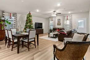 Brahma Plains~ Modern, Clean & Ready! - Image 4
