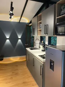 Luxury Cabin in the Forest - Image 5