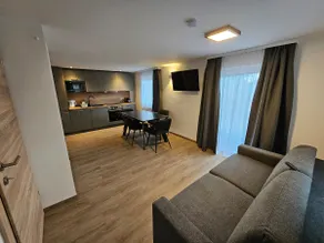 Cozy, new FEWO with 4 beds close to lifts - Image 2