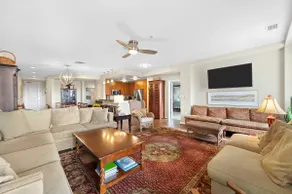 New! 3Bd 3Bth Oceanfront / Pool / Gym / Beach - Image 4
