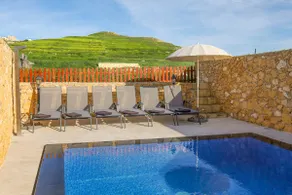 Solaris Holiday Home - Image 5