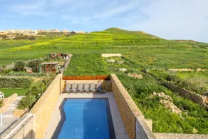 Solaris Holiday Home - Image 4