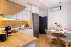 Sofia Center 3BR, steps to Metro - Image 5