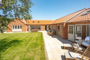 Flint Cottage Brancaster Staithe - Image 2