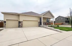 Cozy new home in Denver area - Image 2