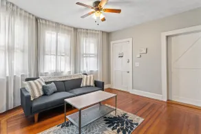 10 mins from AMP Arena, Federal Hill, & Mall | PVD - Image 5