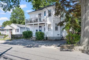 10 mins from AMP Arena, Federal Hill, & Mall | PVD - Image 2