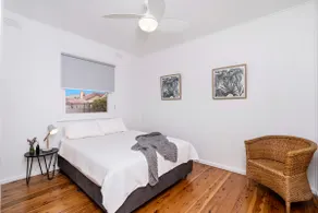 Cottage on Victoria - Image 3