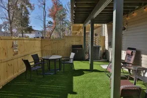 Exquisite New End Unit Private Backyard Townhome - Image 4