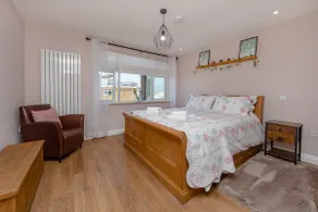 Coastal Charm In Clacton On Sea - Image 5