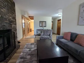 Cozy & comfortable beautiful home - Image 5