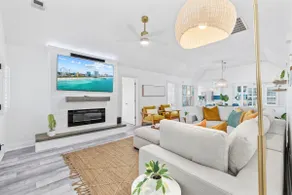4BR Beach Escape, Hot Tub, Heated Pool & Game Room - Image 3