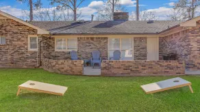 Smart TVs | 1GB Wi-Fi | Grill | CornHole | Space - Image 3