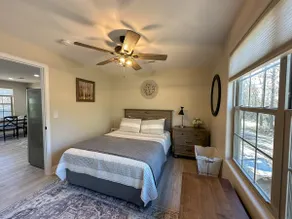 Hartwell Hideway - Image 5
