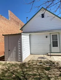 Quaint House on Main Street - Image 2