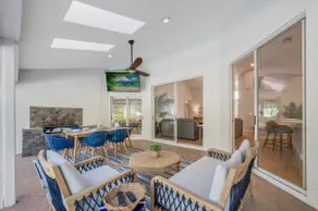 Families-private heated pool & hot tub-pickle ball - Image 5
