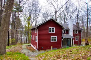 Forest House Near Hiking, Wineries, Colleges - Image 4