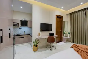 Elegant Studio Near Golf Course Extension @Abode - Image 3