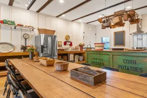3 Bd 2 Bath Slps 8 Cool Barndo - Image 3