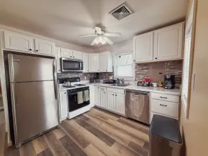 Relaxing 2BR/2BA 3mi to Wildwood - Image 5