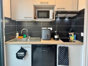• Luxury & Quiet, near RER D station, CDG, Asterix • - Image 3