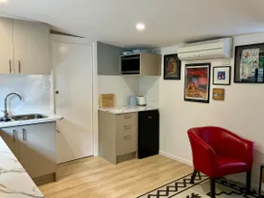 Number 1 Robinson Ave - Image 2