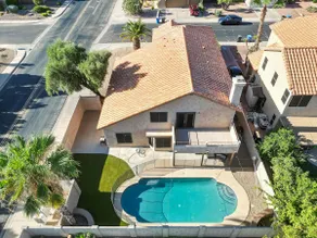 Desert Luxe Escape, Pool/Entertainment/Sleeps 12 - Image 2