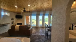 Black Water Junction Casa - Image 5