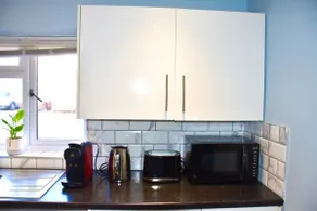 2 Bedroom semi-detached house Luton - Image 4