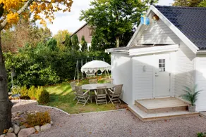 Little house on the hill - Image 5