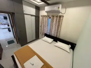 Padmavathi Homestay -2BHK 1BHK AC Apartments for group of families - Best location - Flyover to Alipiri gate - Walk to PS4 Veg Restaurant - Modular Kitchen - Super fast Wi-Fi- Near to Tirupati Bus Stand 2 KM-Near to Railway Station 2KM - Image 5