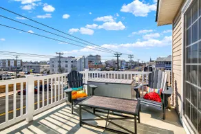 OCNJ | Beach House | Sleeps 8 | Deck | 2 Parking! - Image 5