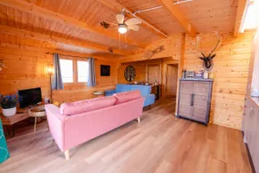 Rhino Lodge Cabin - Image 5