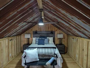 Hidden Oaks Lavish Cabin #2 - Image 2
