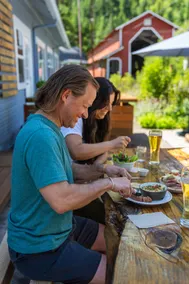 Westfir Lodge & Mountain Market - Image 5