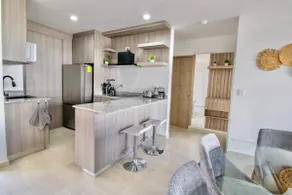 Cerritos · heated pool · 2 BR by GPS - Image 4