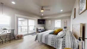 Canyon Views + Balcony + Suite + Fire Pit - Image 2