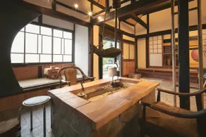 The theme is ”busy, relaxing” / 140-year-old old house for rent - Image 3