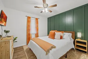Fully Renovated 4BR Theater/Playroom & Huge Yard - Image 5