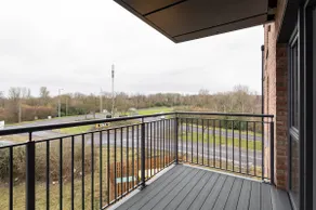 Lovely Home Near Canal, Park, & Central MK - Image 5