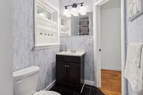 Cozy 1BDR APT in Vibrant Downtown Geneva - Image 5