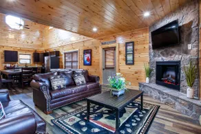 Swimming Bears Lodge 2 with Pool Hot Tub and Theater - Image 3
