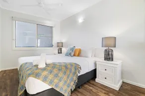 Harbour Haven Penthouse: Marina view, Balcony, BBQ - Image 5