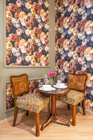 VibeStudio Vintage Flower | central | new | AC - Image 4
